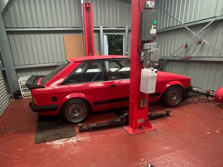 Ford, ESCORT, Hatchback, 1987, Manual, 1297 (cc), 3 doors