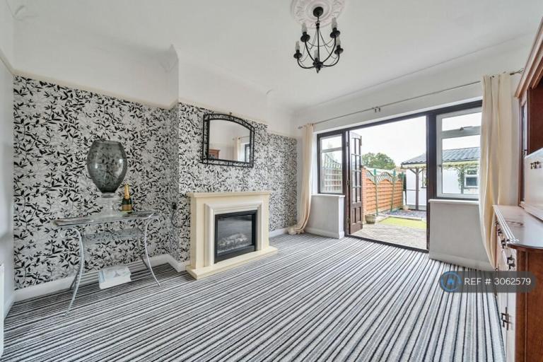3 bedroom house in Princes Road, Dartford, DA1 (3 bed) (#3062579)