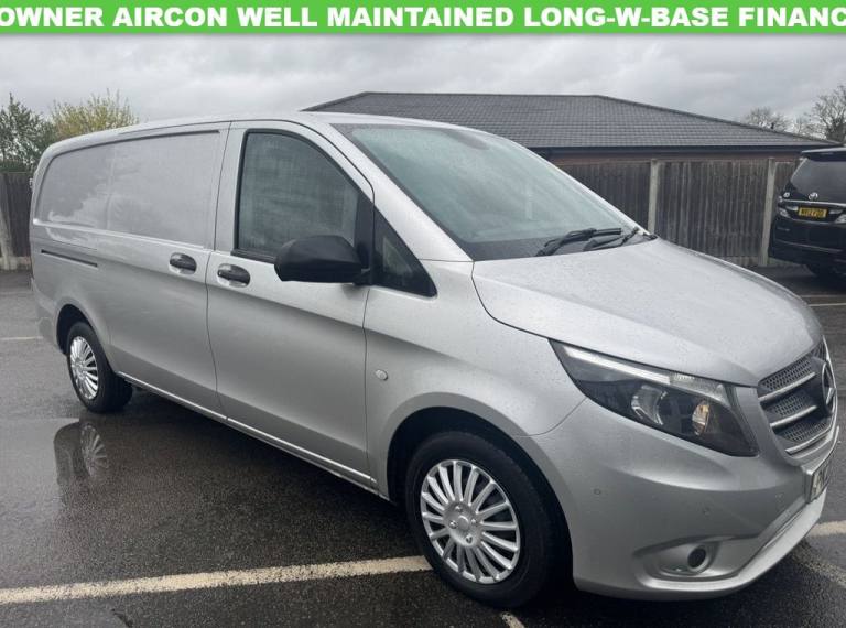 2020 Mercedes-Benz Vito 2.1 116 CDI Premium Panel Van 5dr Diesel Manual RWD L2 Euro 6 (s/s) (163 ...