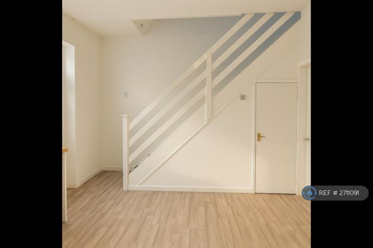 2 bedroom house in Alexandra Street, Ashton-Under-Lyne, OL6 (2 bed) (#2711091)