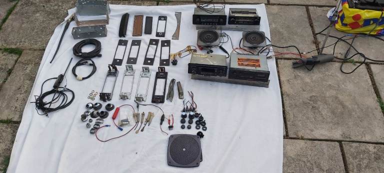 Radio Cassettes/parts