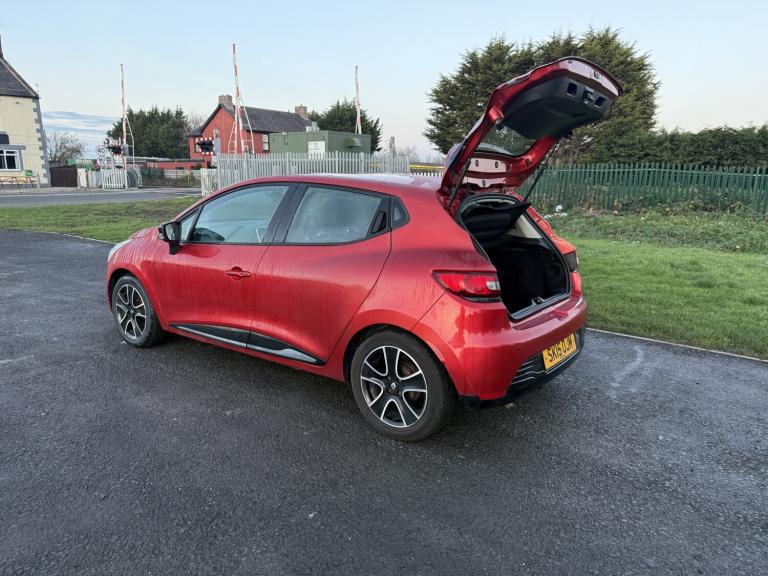 RENAULT CLIO 1.2 Dynamique MediaNav 1.2 16V 75 2015