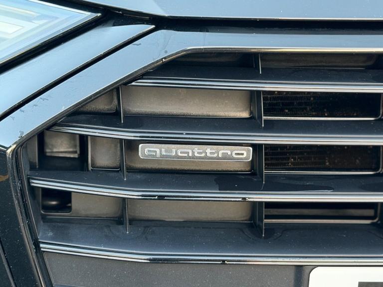 2019 Audi A6 Saloon 2.0 TDI 40 Black Edition Saloon 4dr Diesel S Tronic quattro Euro 6 (s/s) (2 S...