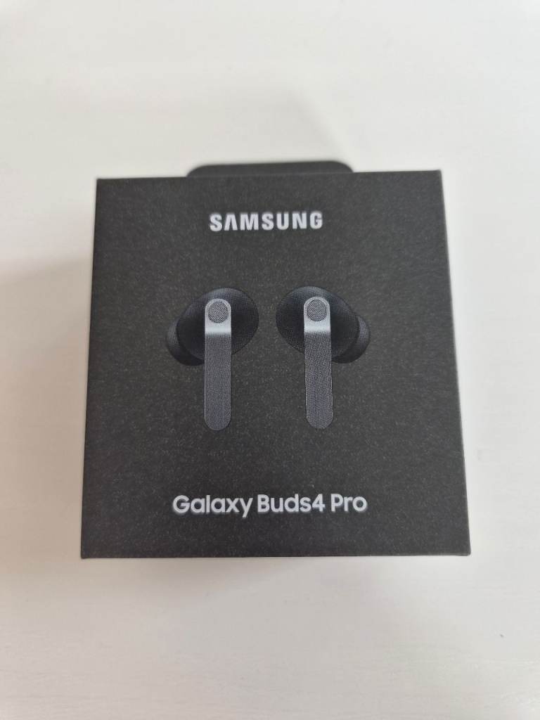 Samsung Galaxy Buds4 Pro Headphones