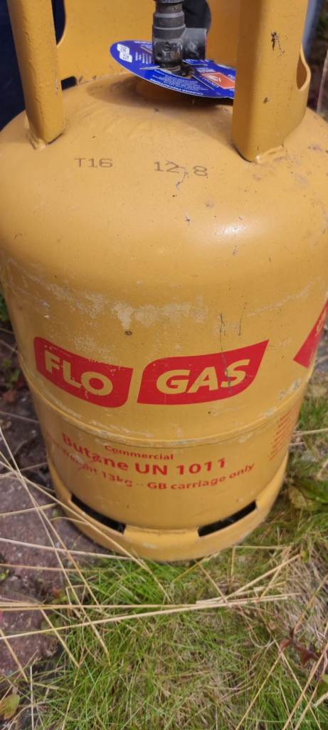 Flo Gas Butane 13kg Gas Bottle – Good Condition