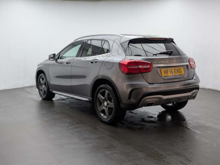  Mercedes-Benz A-Class 2.1 GLA220d AMG Line (Premium) SUV 5dr Diesel 7G-DCT 4MATIC Euro 6 (s/s) (...