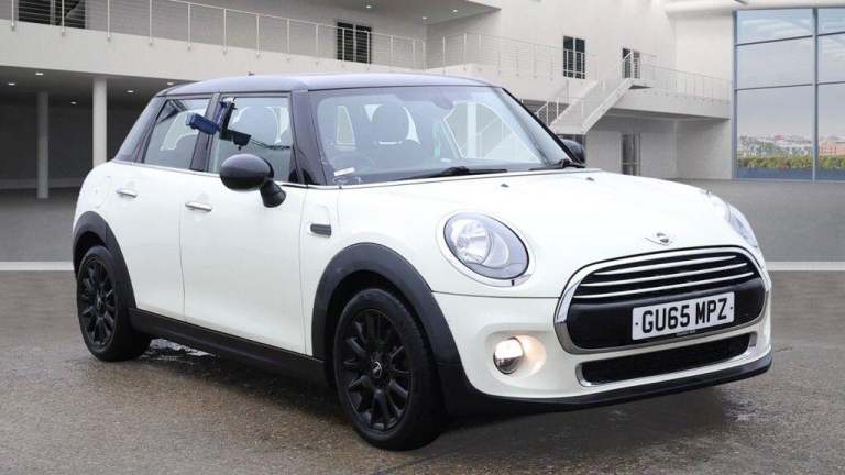 image for 2015 MINI Hatch 1.5 Cooper 5dr HATCHBACK PETROL Manual