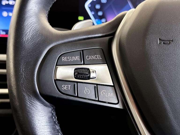 2022 BMW 3 Series 2.0 330e 12kWh Sport Touring 5dr Petrol Plug-in Hybrid Auto Euro 6 (s/s) (2 Est...