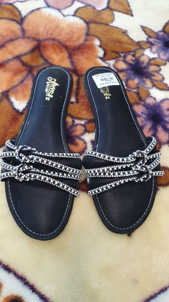 Ladies Sandals/Slippers