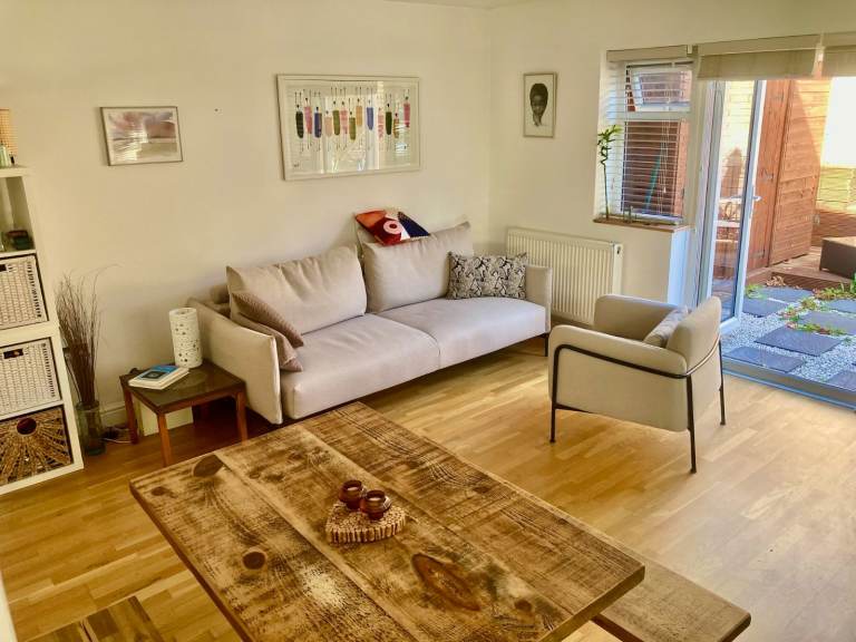 High Spec Studio with Garden in Hither Green