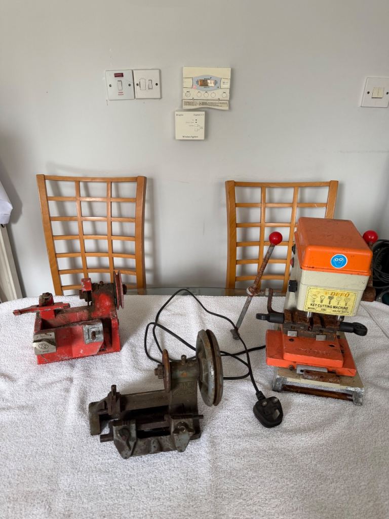 Vintage key machines key cutting machines x3 collection ng5 Nottingham