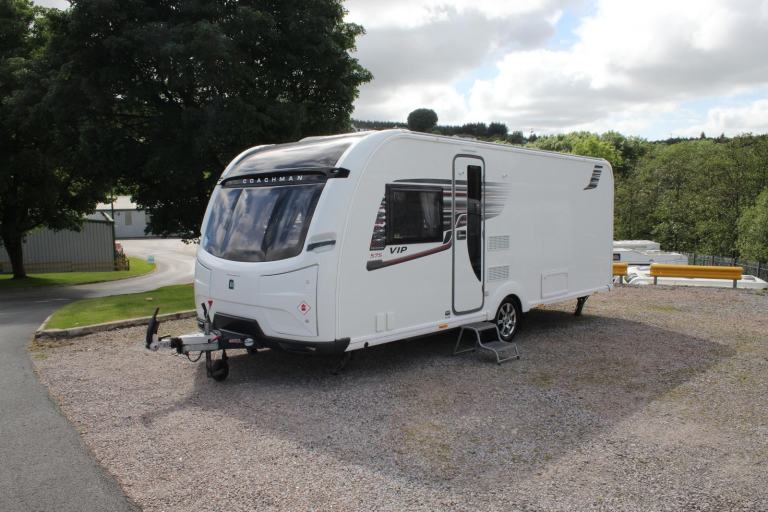 2018 Coachman VIP 575 Luxury 4 Berth Touring Caravan With Transverse Island Bed