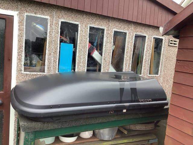 Volvo Weekender Roof Box
