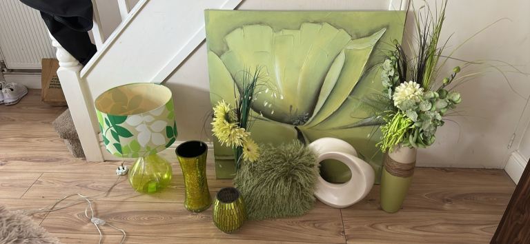 Living room accessories 