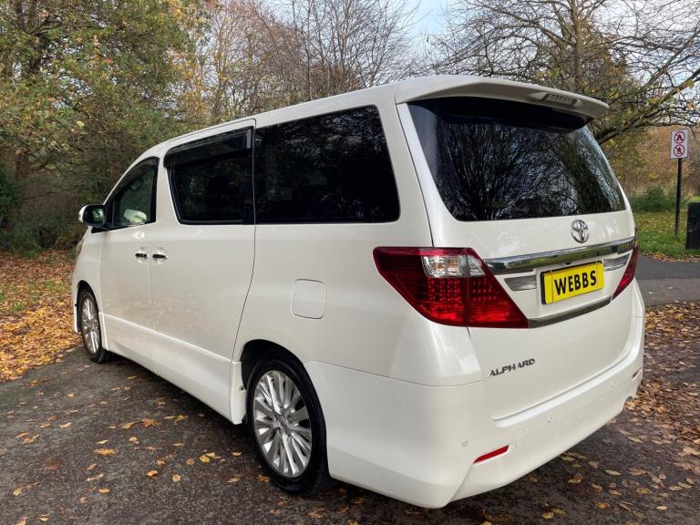 TOYOTA ALPHARD 2.4 2012