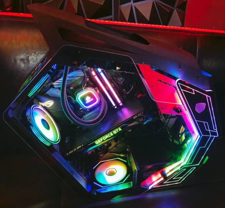 Rog Strix B450-F-Gaming Alien Build PC/Ryzen 5-5600X/12GB GPU/32GB DDR4/1.6TB Storage