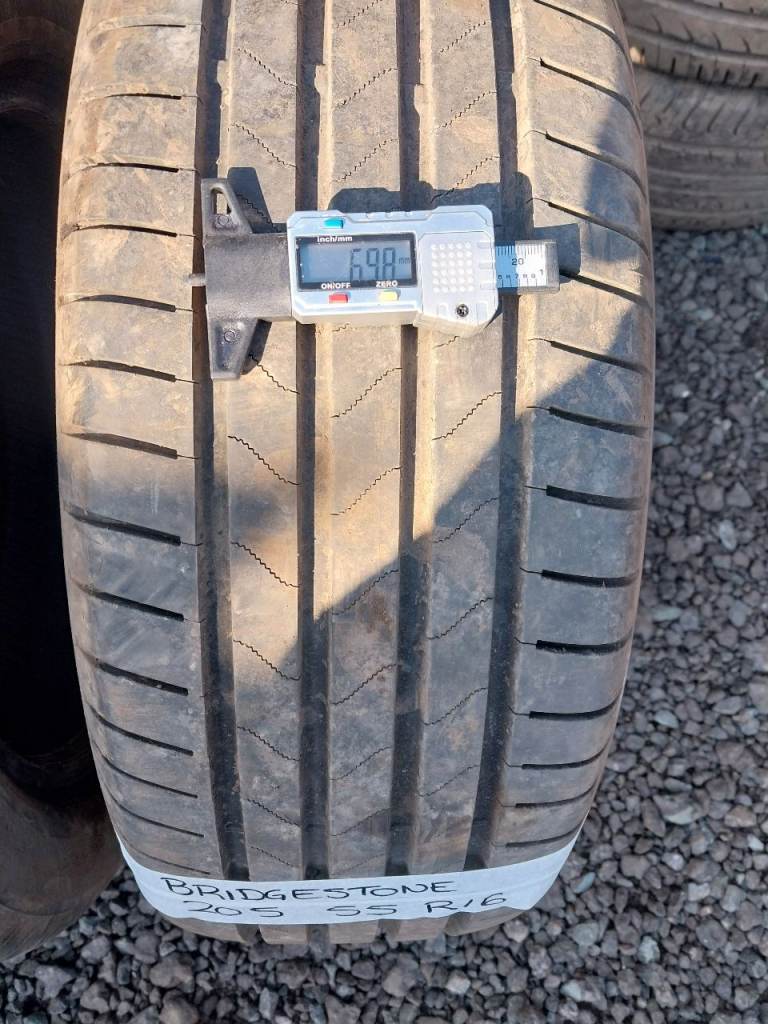 205 55 R16 Bridgestone part worn tyre 