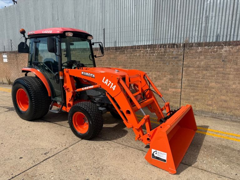 2014 Kubota L4240 Loader tractor, road reg, full cab, 1 owner 