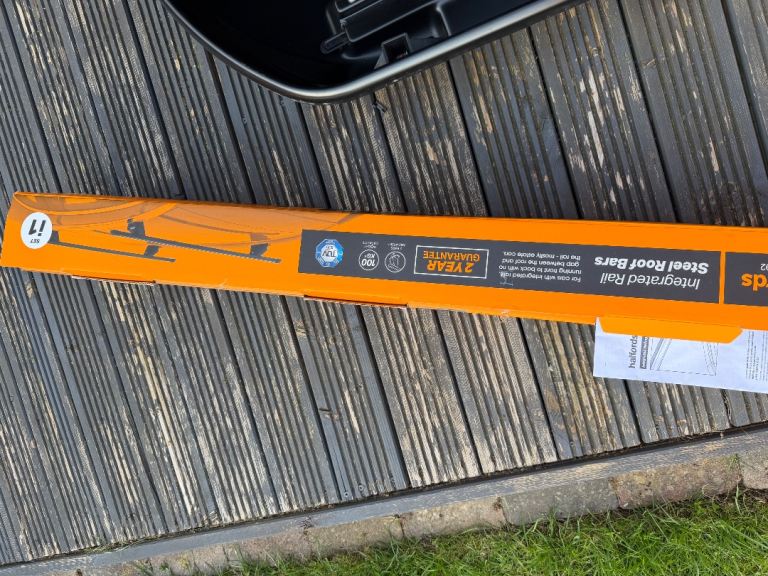 Halfords Railing Roof Bars