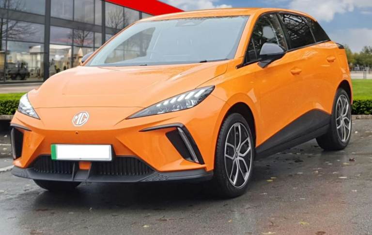 MG4 Trophy Long Range, Hatchback, 2025, 5 doors – CAT S