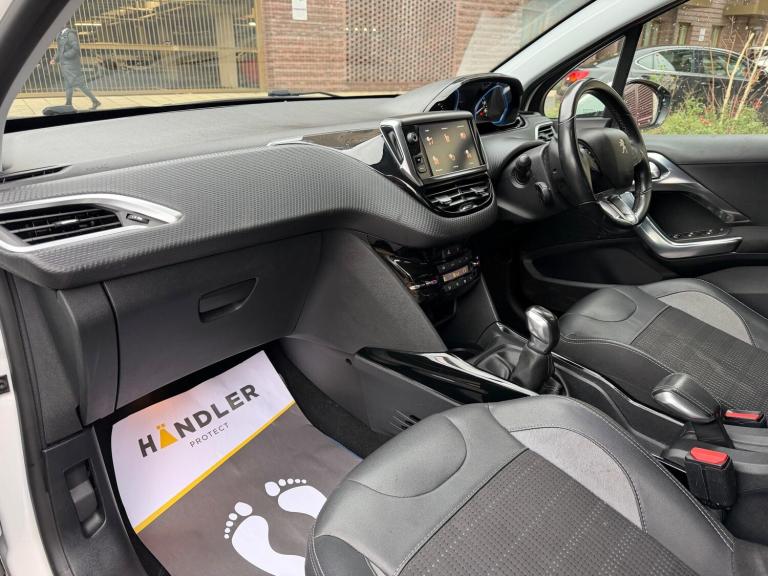2018 Peugeot 2008 1.2 PureTech Allure Euro 6 5dr HATCHBACK Petrol Manual