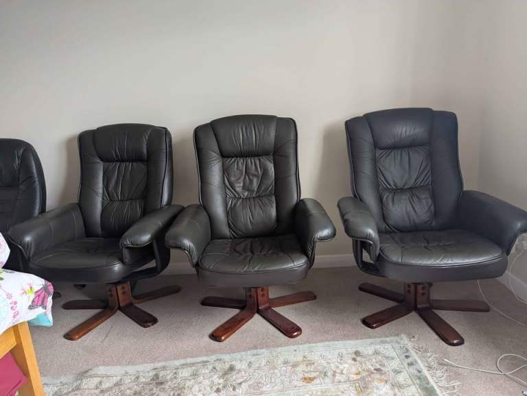 Brown/Black Leather Swivel Recliner Chairs with Wooden Base