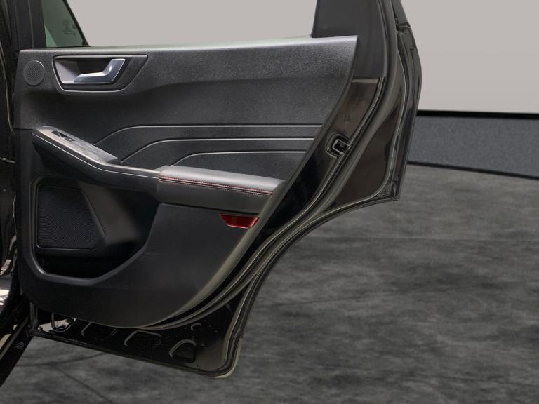 2022 Ford Kuga 2.5 EcoBoost Duratec 14.4kWh ST-Line X SUV 5dr Petrol Plug-in Hybrid CVT Eu Suv PE...