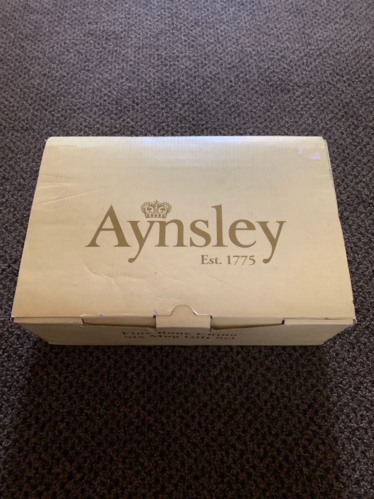 Aynsley fine bone china mug set