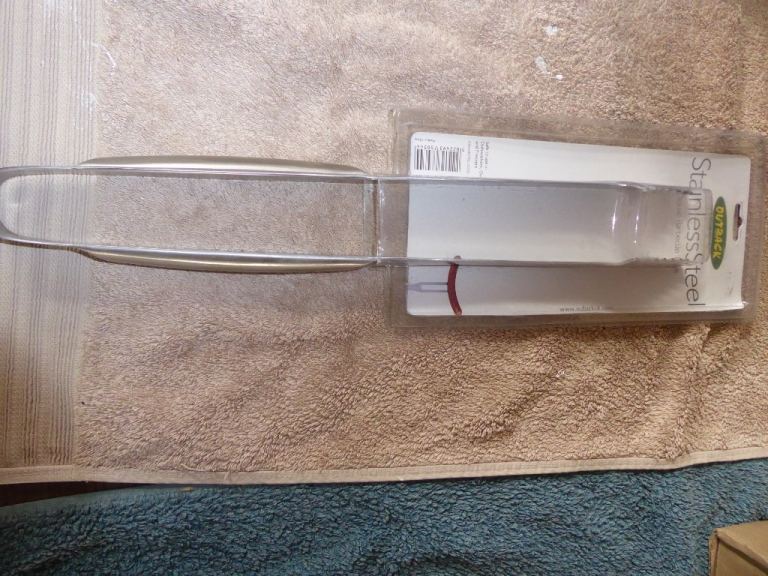 Outback BBQ tongs. NEW. Stainless steel. 43cm. good quality. 
