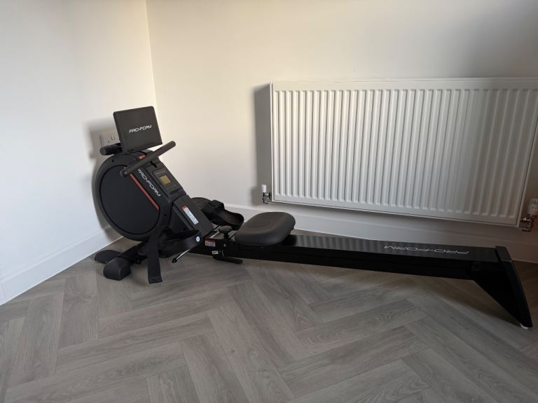 Rowing machine 