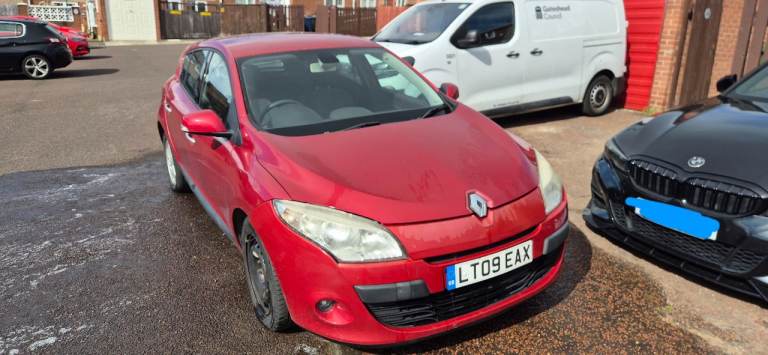 My megane ready to go asap as have bought a new car. Selling as spares/repairs 