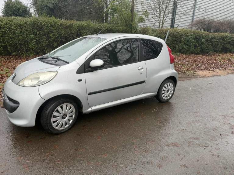 Peugeot, 107, Hatchback, 3 doors 1.0 PETROL Manual For sale