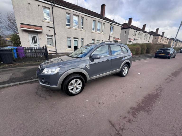 Chevrolet, CAPTIVA, Estate, 2011, Manual, 1991 (cc), 5 doors