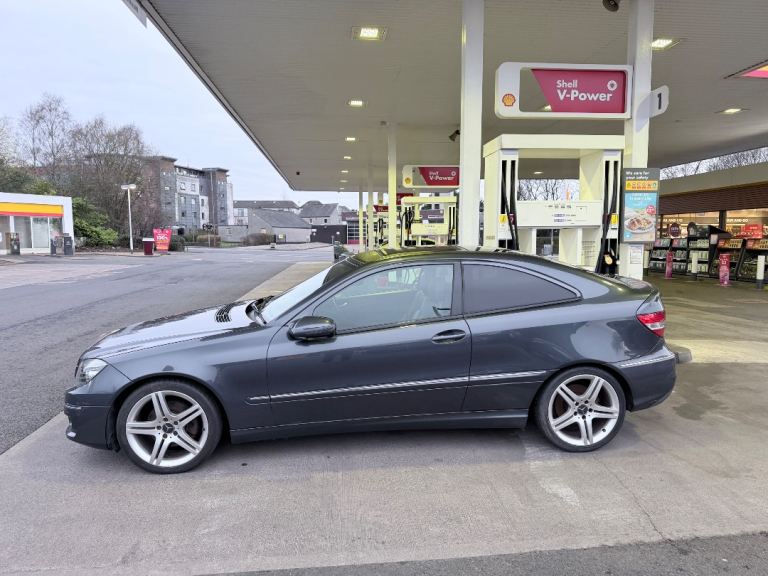 Mercedes CLC200 1.8L Petrol. MANUAL. ULEZ compliant. LOW mileage 
