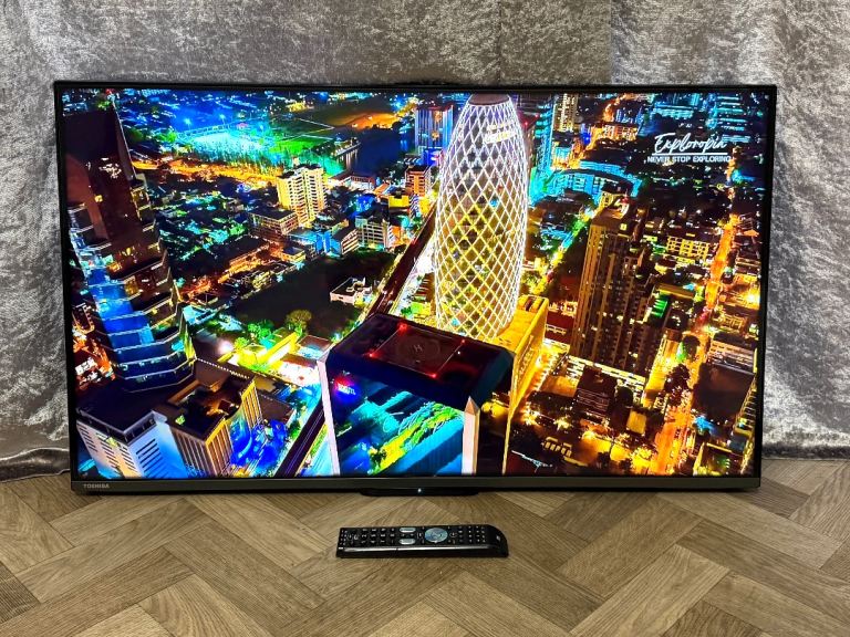 43” Toshiba VIDAA Smart Full HD LED TV (2024)