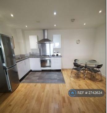 2 bedroom flat in The Reach, Liverpool, L3 (2 bed) (#2742624)