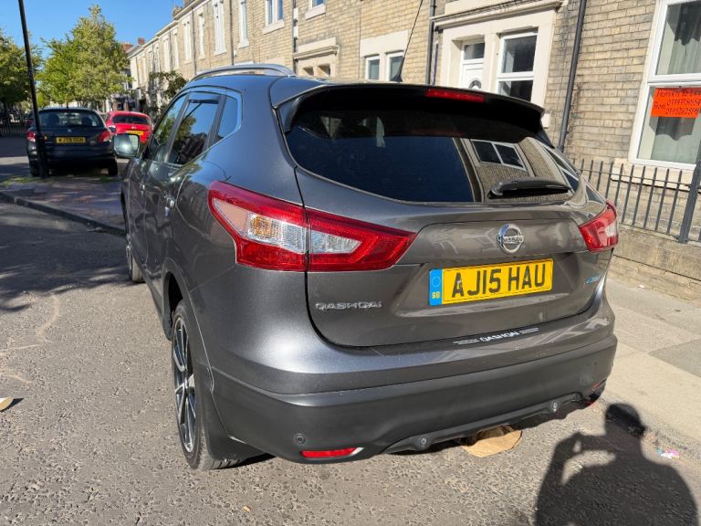 Nissan, QASHQAI, Hatchback, 2015, Manual, 1461 (cc), 5 doors