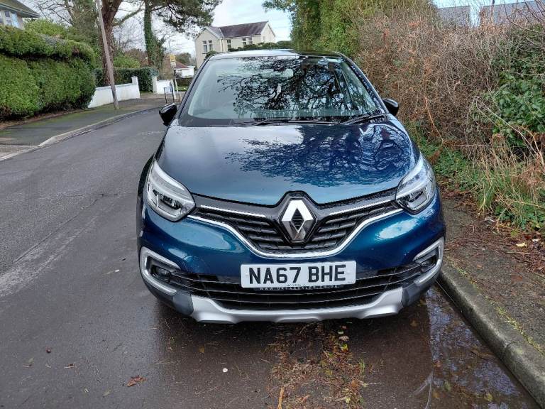 Renault Captur Signature X Nav 0.9Tce 2017 (67 Reg) Ocean Blue Metallic with Diamond Black Roof