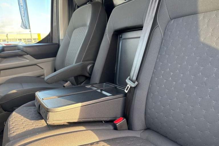 2025 Ford Transit Custom 280 Limited L1 SWB FWD 2.0 EcoBlue 136ps Low Roof, HEATED FRONT SEATS &a...