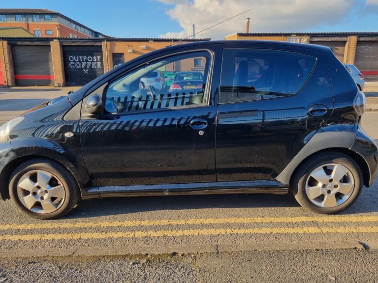 2009 Toyota AYGO 1.0 VVT-i Black 5dr [AC] MMT HATCHBACK Petrol Automatic