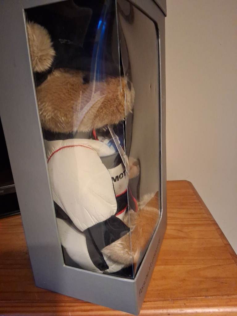 Porsche bear