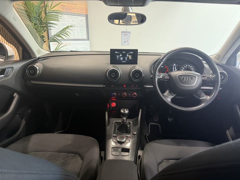 AUDI A3 1.6 TDI SE 2014