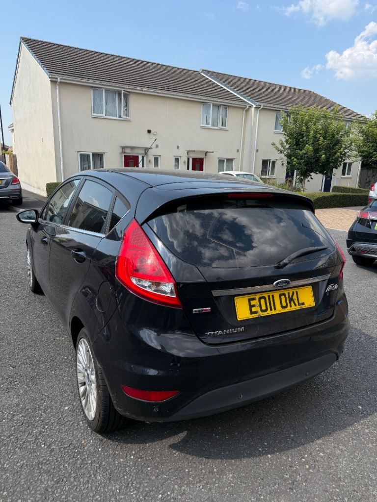Ford, FIESTA, Titanium, Hatchback, 2011, Manual, 1399 (cc), 5 doors