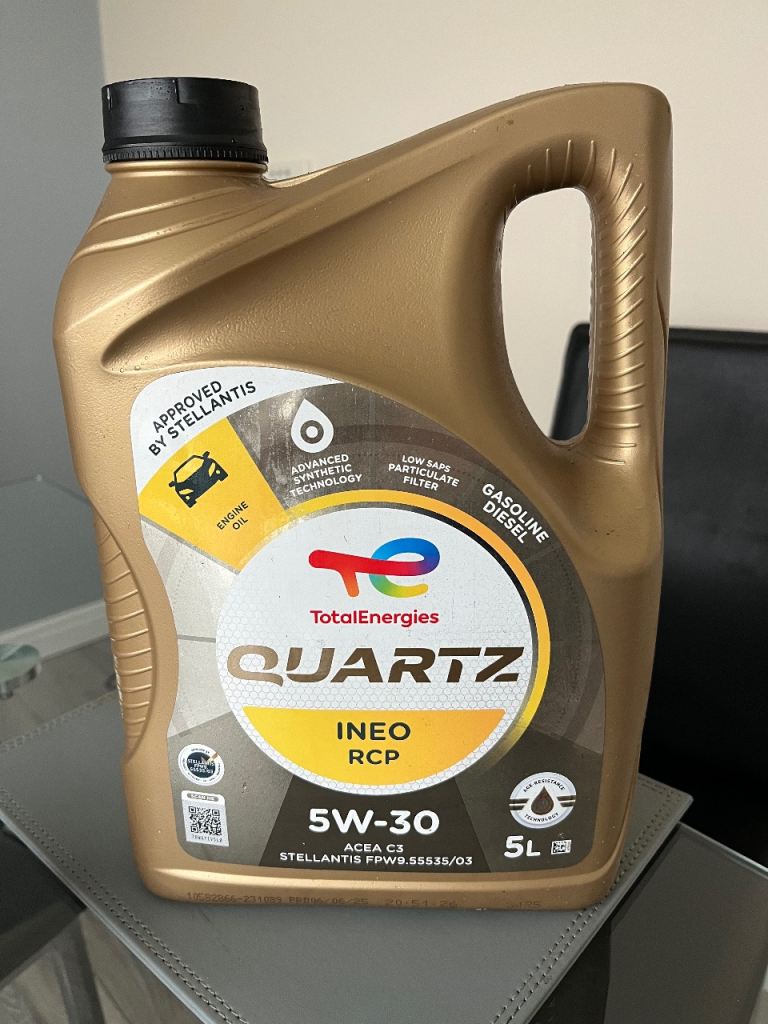 Quartz 5w-30 Engine Oil Brand New Sealed 5litres