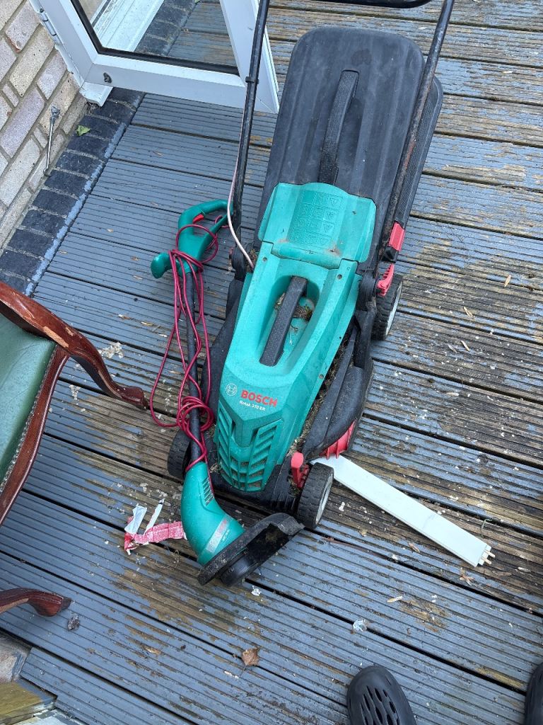 Lawnmower 