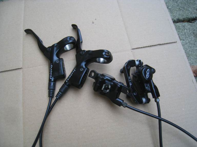Avid Juicy Bike Disc Brakes set hydraulic - Black, Good Condition , delivery / postage available 