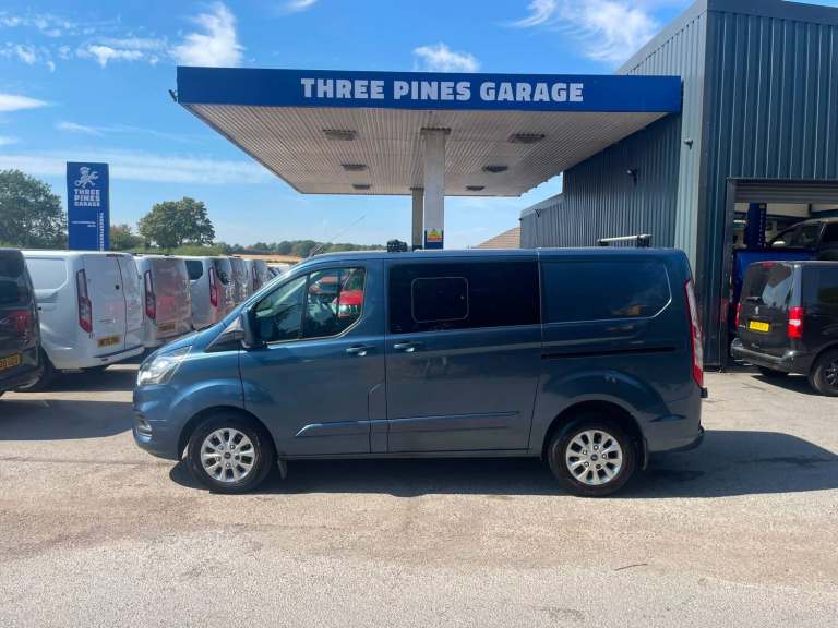Ford Transit Custom 2.0 EcoBlue 130ps L1 Factory Fitted Crew FSH Limited No Vat