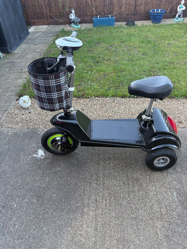 3 wheel mobility scooter 