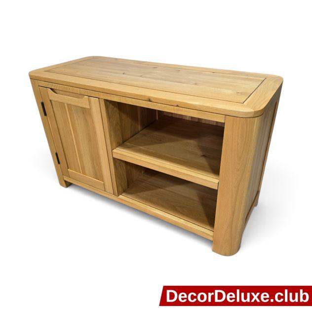Oak Furniture land Romsey Small TV Stand - Solid Oak - Delivery Avail 007A