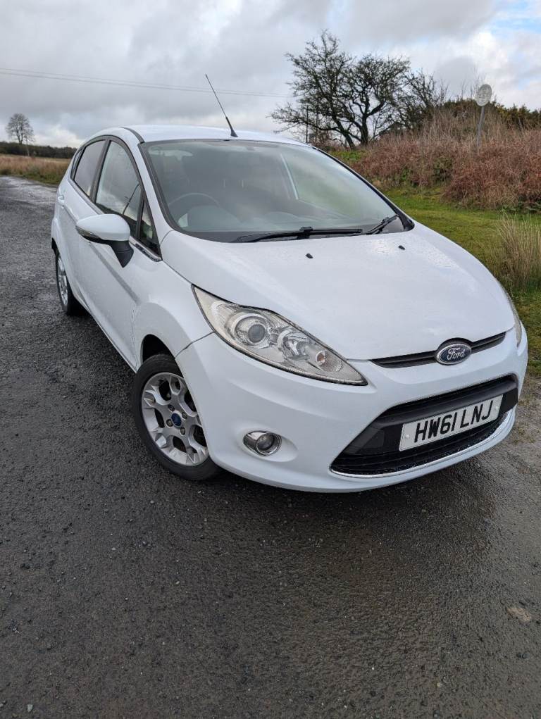 Ford, FIESTA, Hatchback, 2012, Manual, 1242 (cc), 5 doors